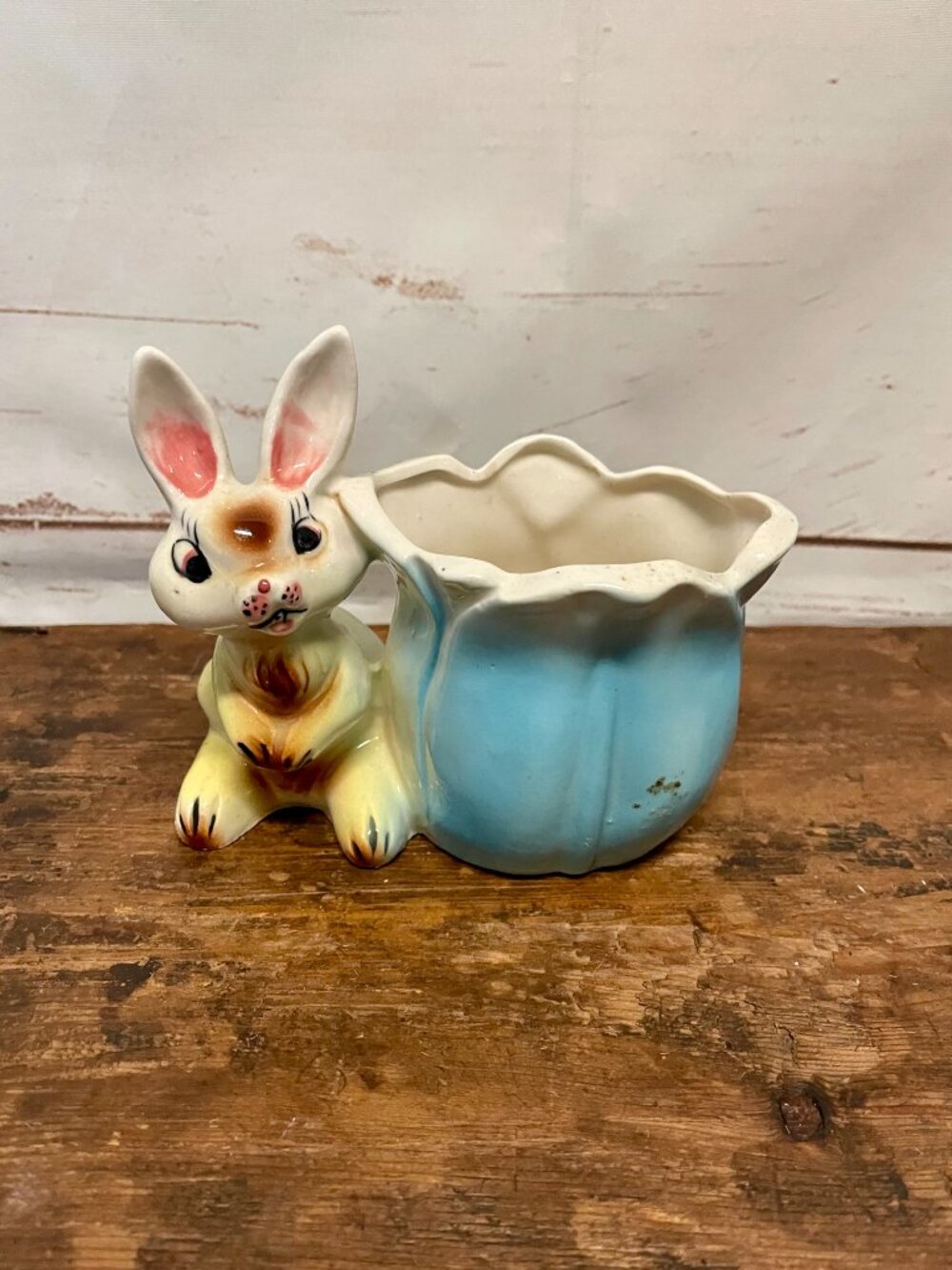 Vintage 1950's Ceramic Cabbage Leaf/ Rabbit Planter
